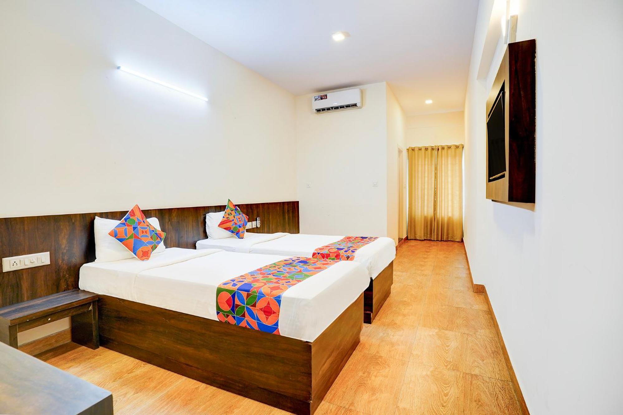 Fabhotel Grk Comforts - Jayanagar Bangalore Exterior foto