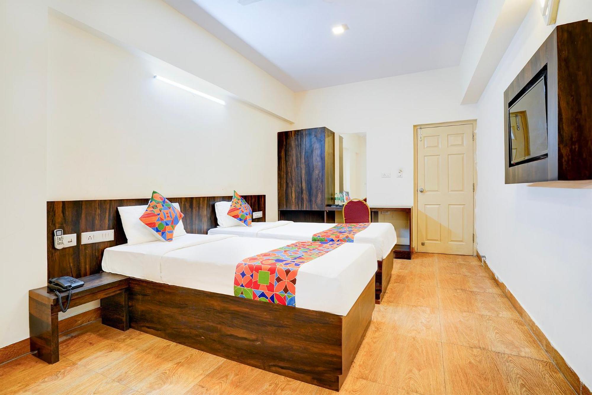 Fabhotel Grk Comforts - Jayanagar Bangalore Exterior foto